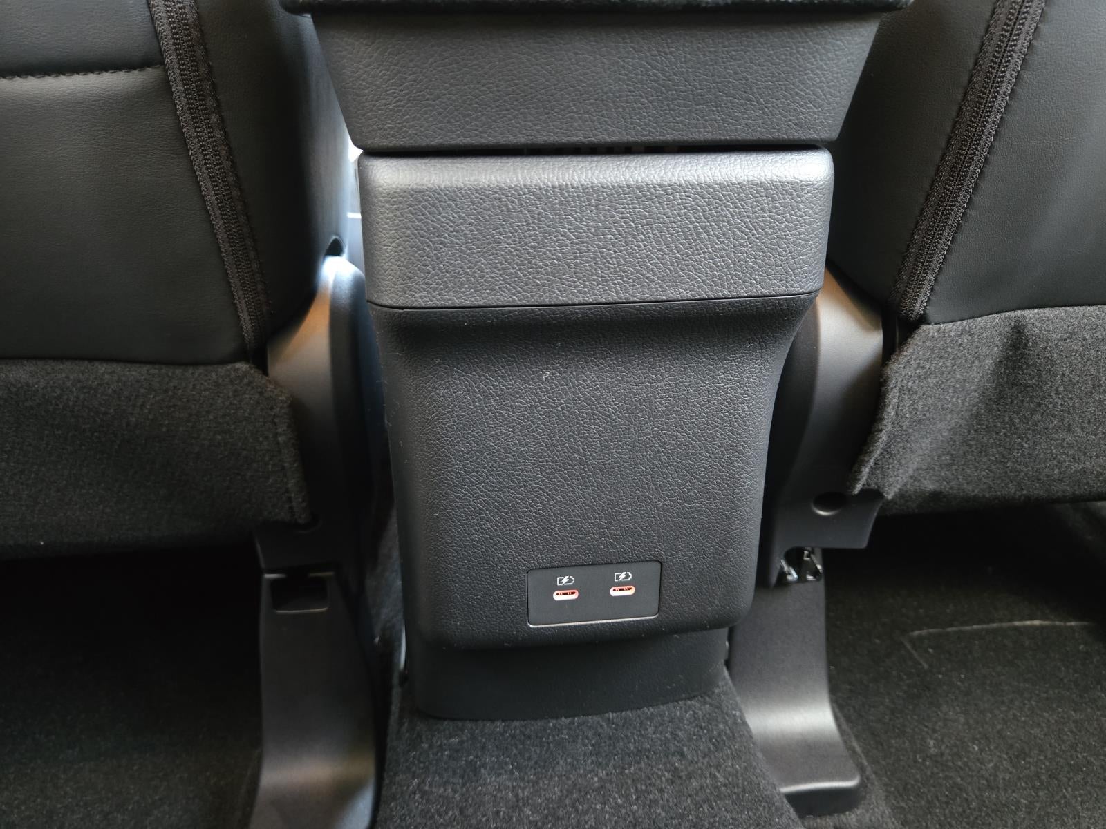 2027 Mitsubishi Outlander Sport SE