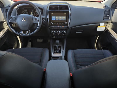 2027 Mitsubishi Outlander Sport SE
