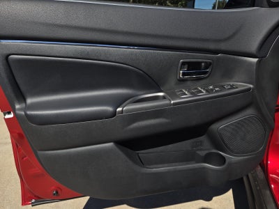 2027 Mitsubishi Outlander Sport SE