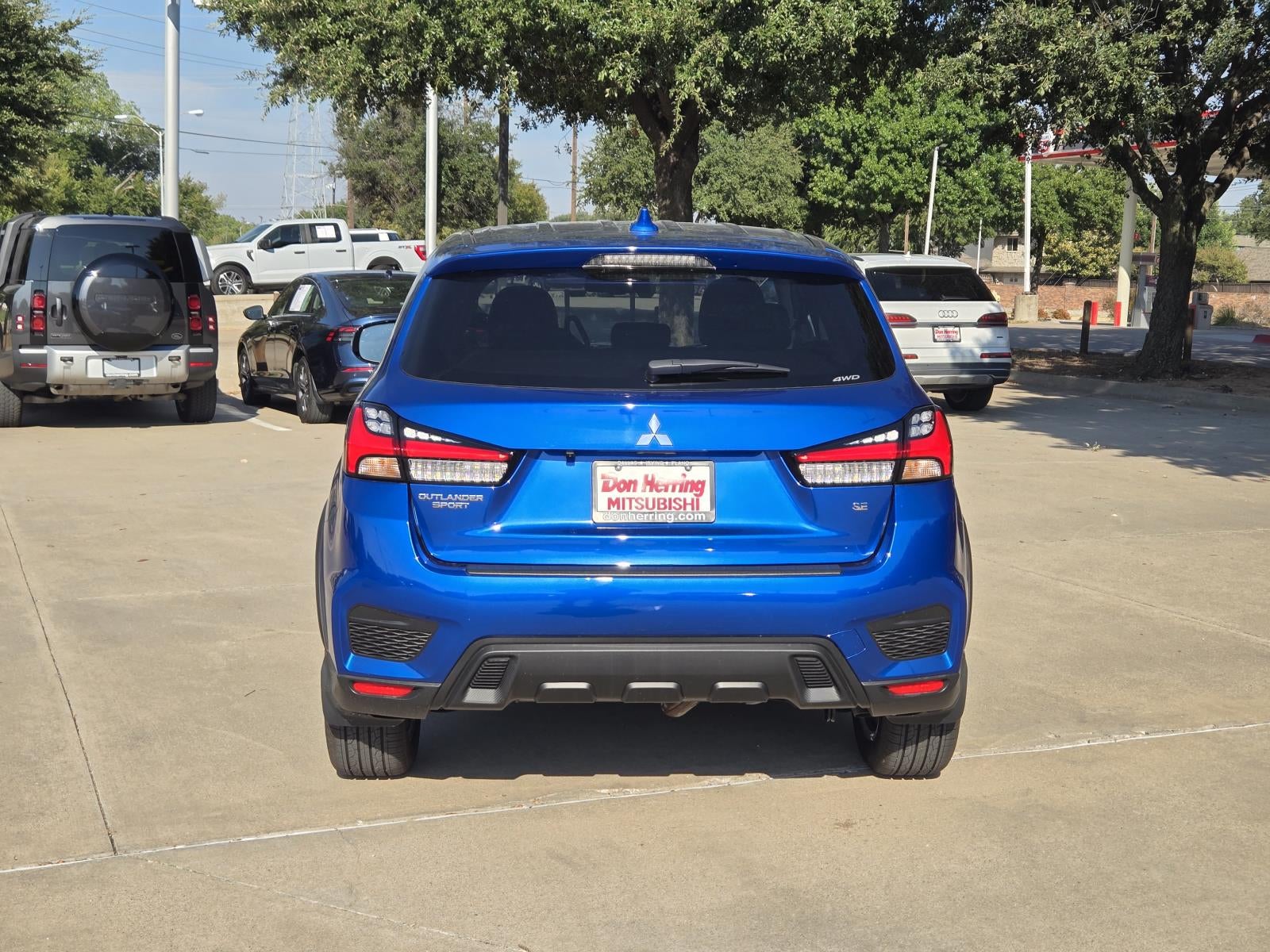 2027 Mitsubishi Outlander Sport SE
