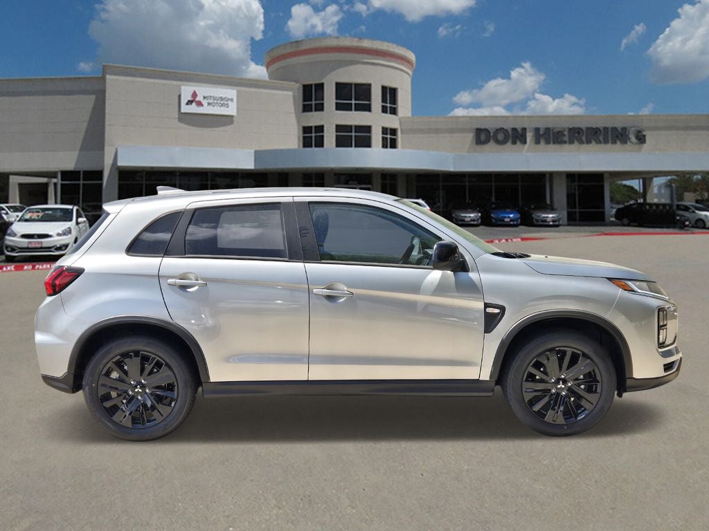 2026 Mitsubishi Outlander Sport SE
