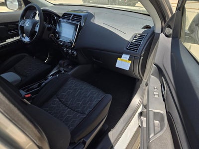 2026 Mitsubishi Outlander Sport SE