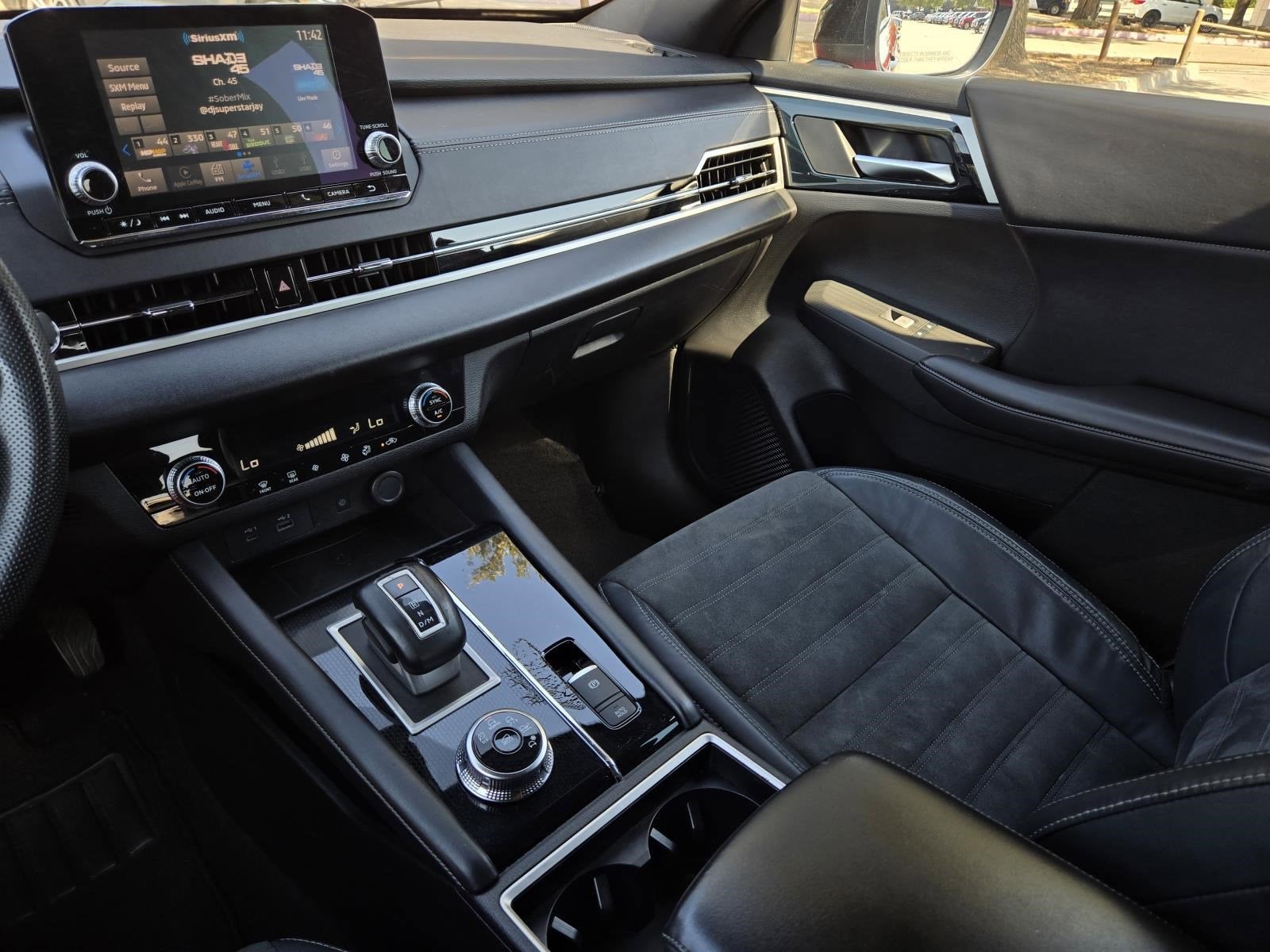 2022 Mitsubishi Outlander Black Edition