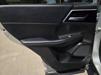 2023 Mitsubishi Outlander SE