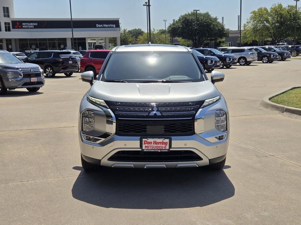 2023 Mitsubishi Outlander SE