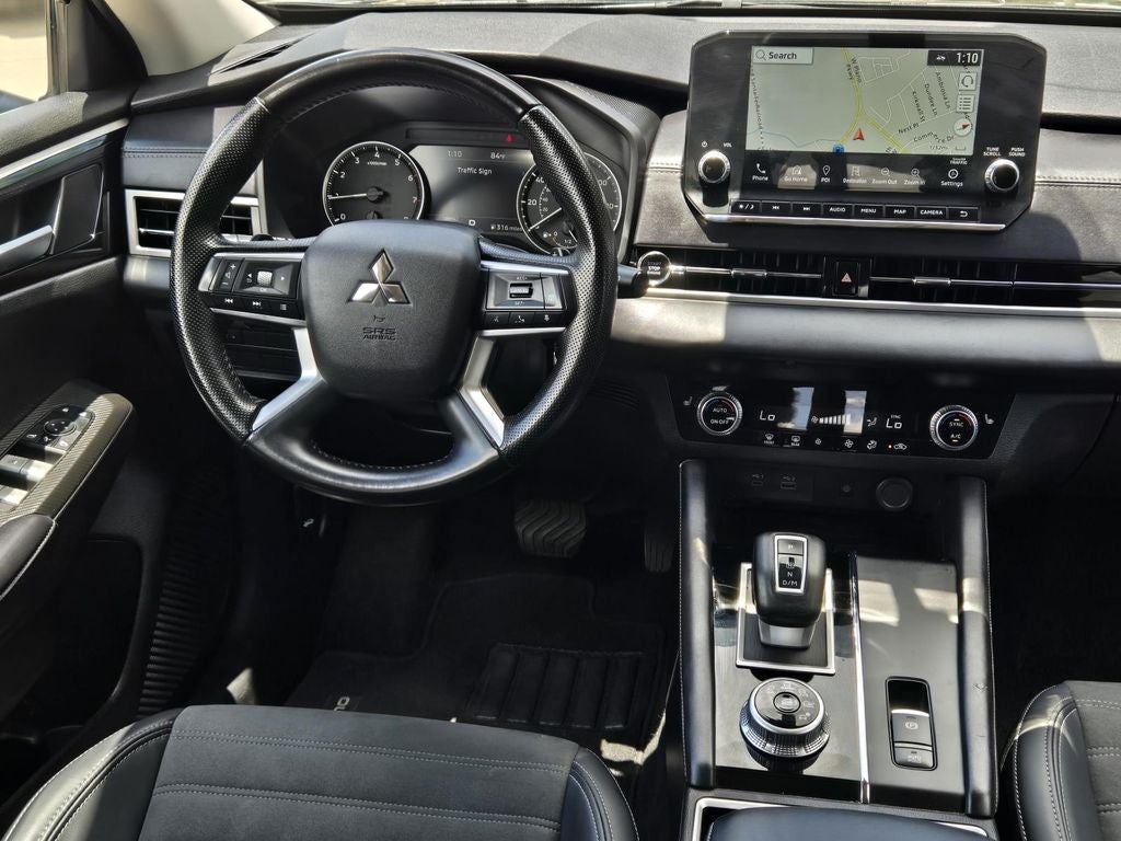 2024 Mitsubishi Outlander SE