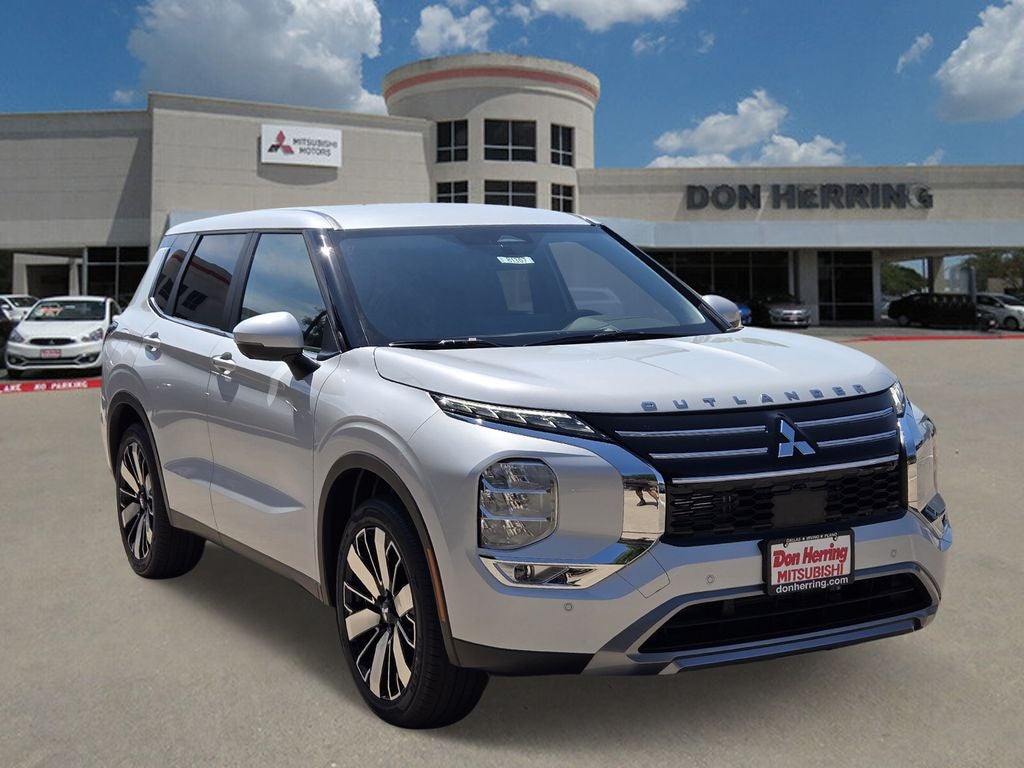 2026 Mitsubishi Outlander SE