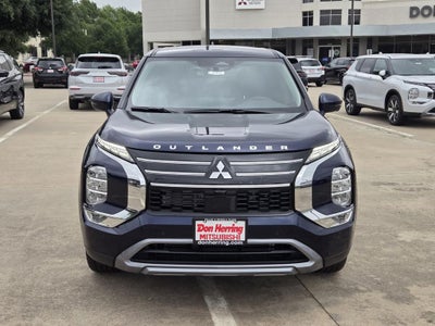 2026 Mitsubishi Outlander SE