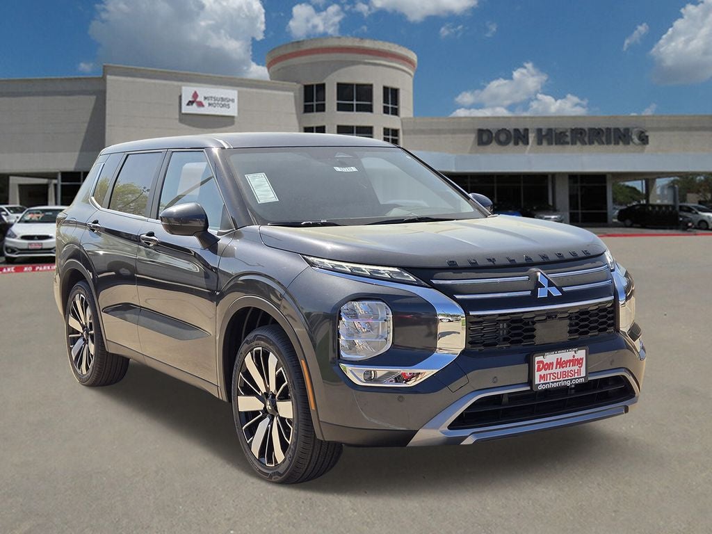 2026 Mitsubishi Outlander SE