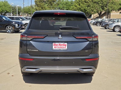2026 Mitsubishi Outlander SE