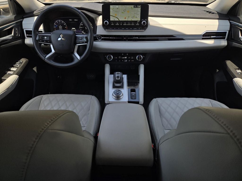 2024 Mitsubishi Outlander SEL
