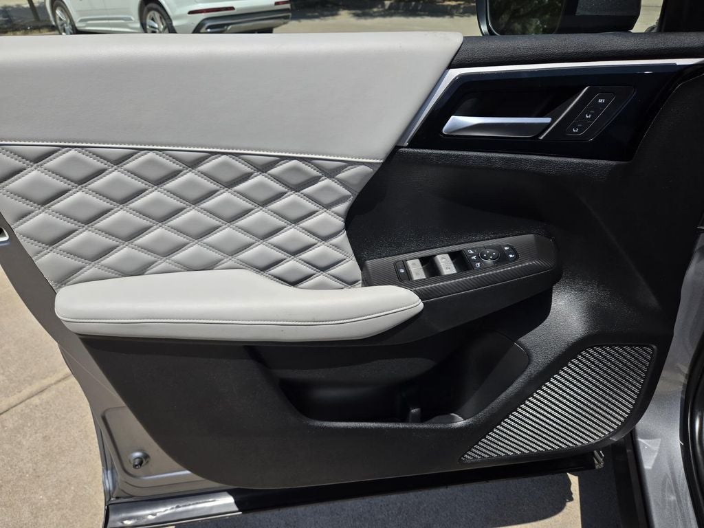 2024 Mitsubishi Outlander SEL