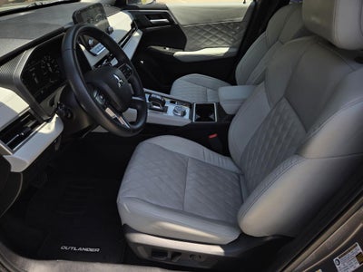2024 Mitsubishi Outlander SEL