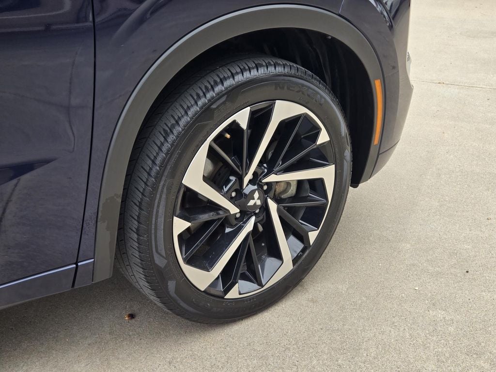 2024 Mitsubishi Outlander SEL