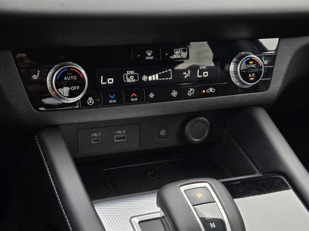 2024 Mitsubishi Outlander SEL