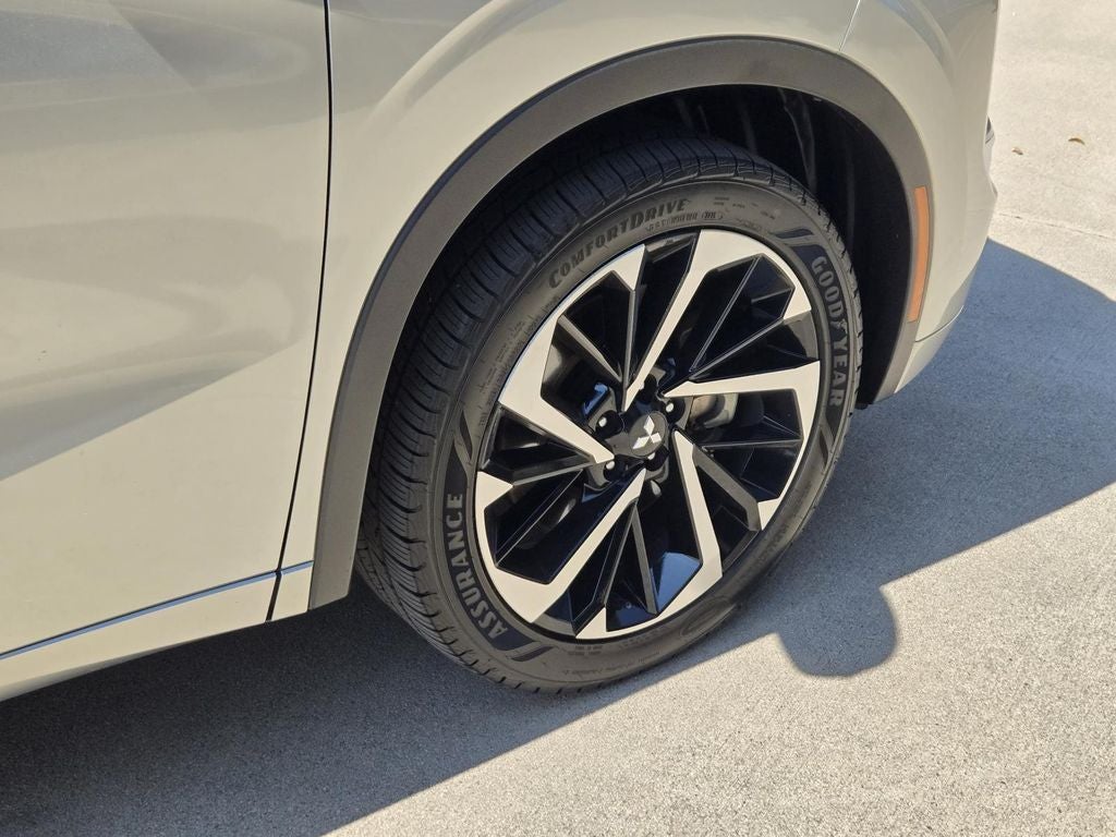 2024 Mitsubishi Outlander SEL