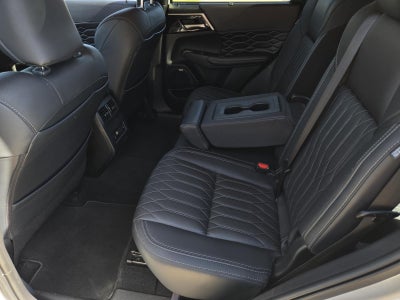 2025 Mitsubishi Outlander SEL