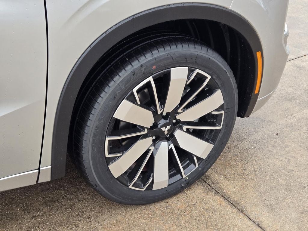 2026 Mitsubishi Outlander SEL