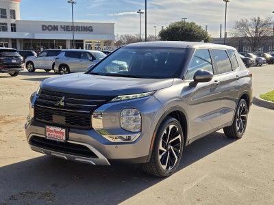 2022 Mitsubishi Outlander SE