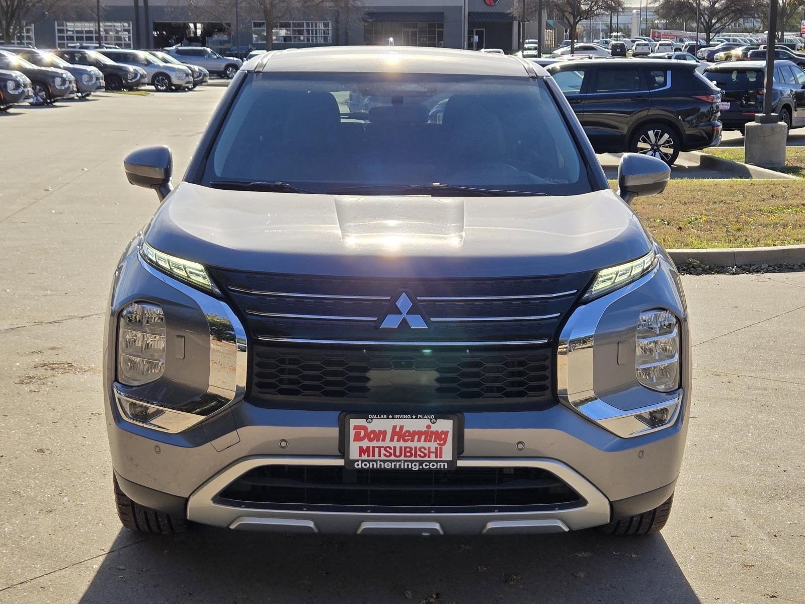 2022 Mitsubishi Outlander SE