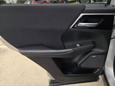 2025 Mitsubishi Outlander ES