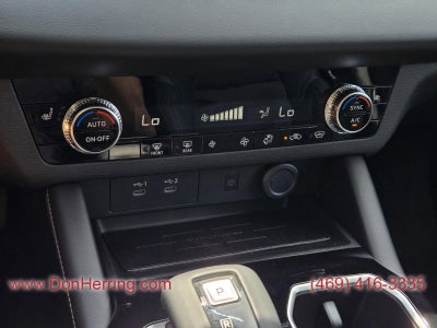 2025 Mitsubishi Outlander SE AWC