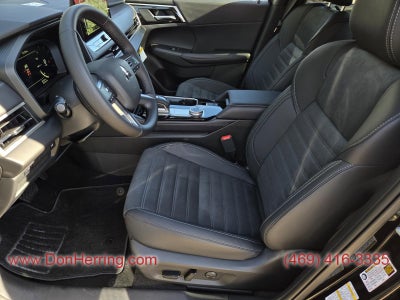 2025 Mitsubishi Outlander SE AWC