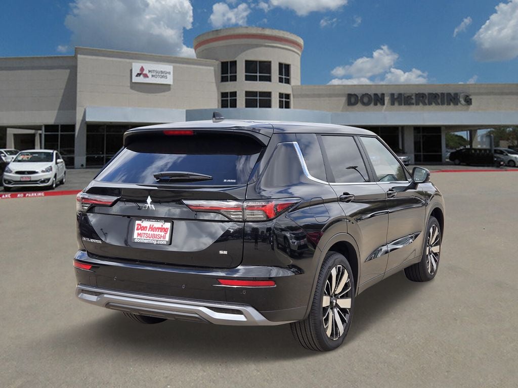 2026 Mitsubishi Outlander SE