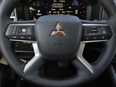 2026 Mitsubishi Outlander SE