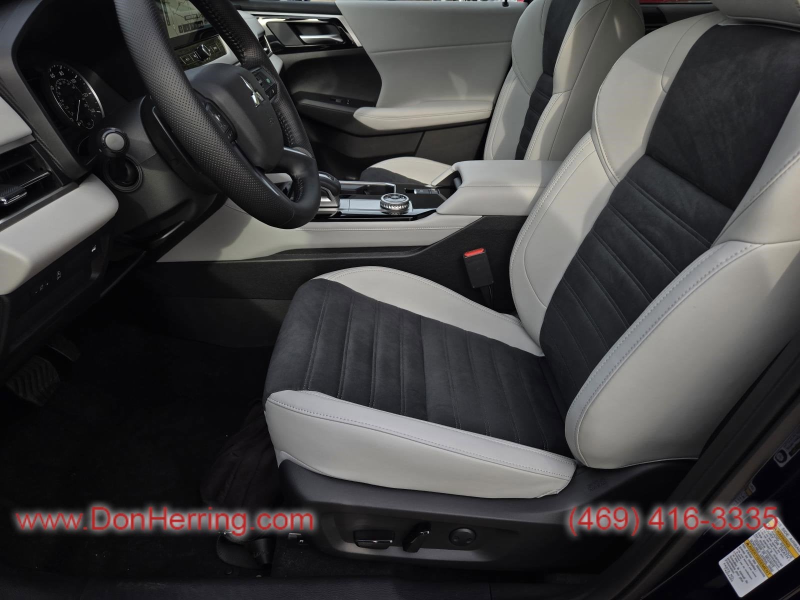 2026 Mitsubishi Outlander SE AWC