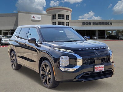 2026 Mitsubishi Outlander LE