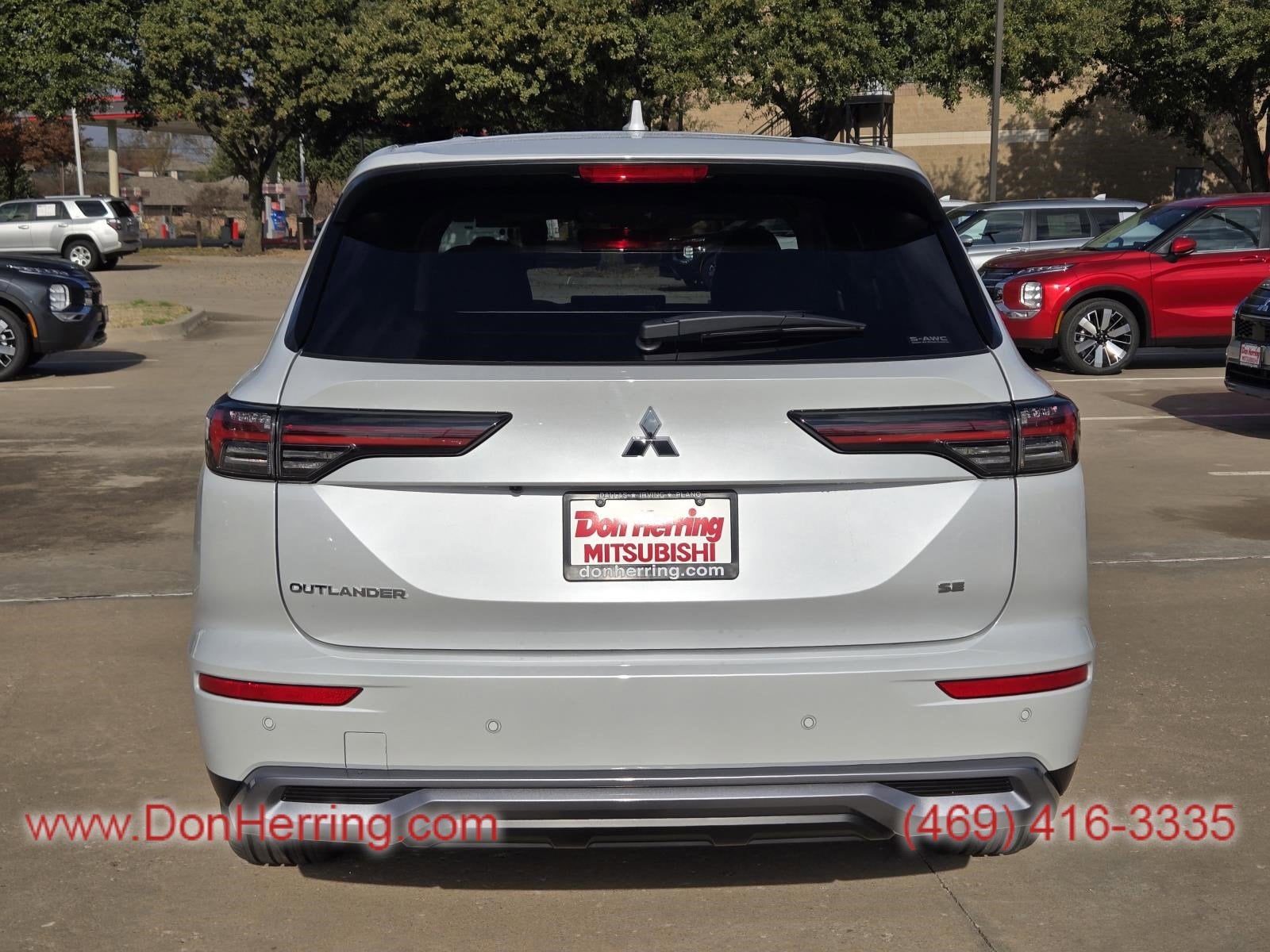 2026 Mitsubishi Outlander SE AWC