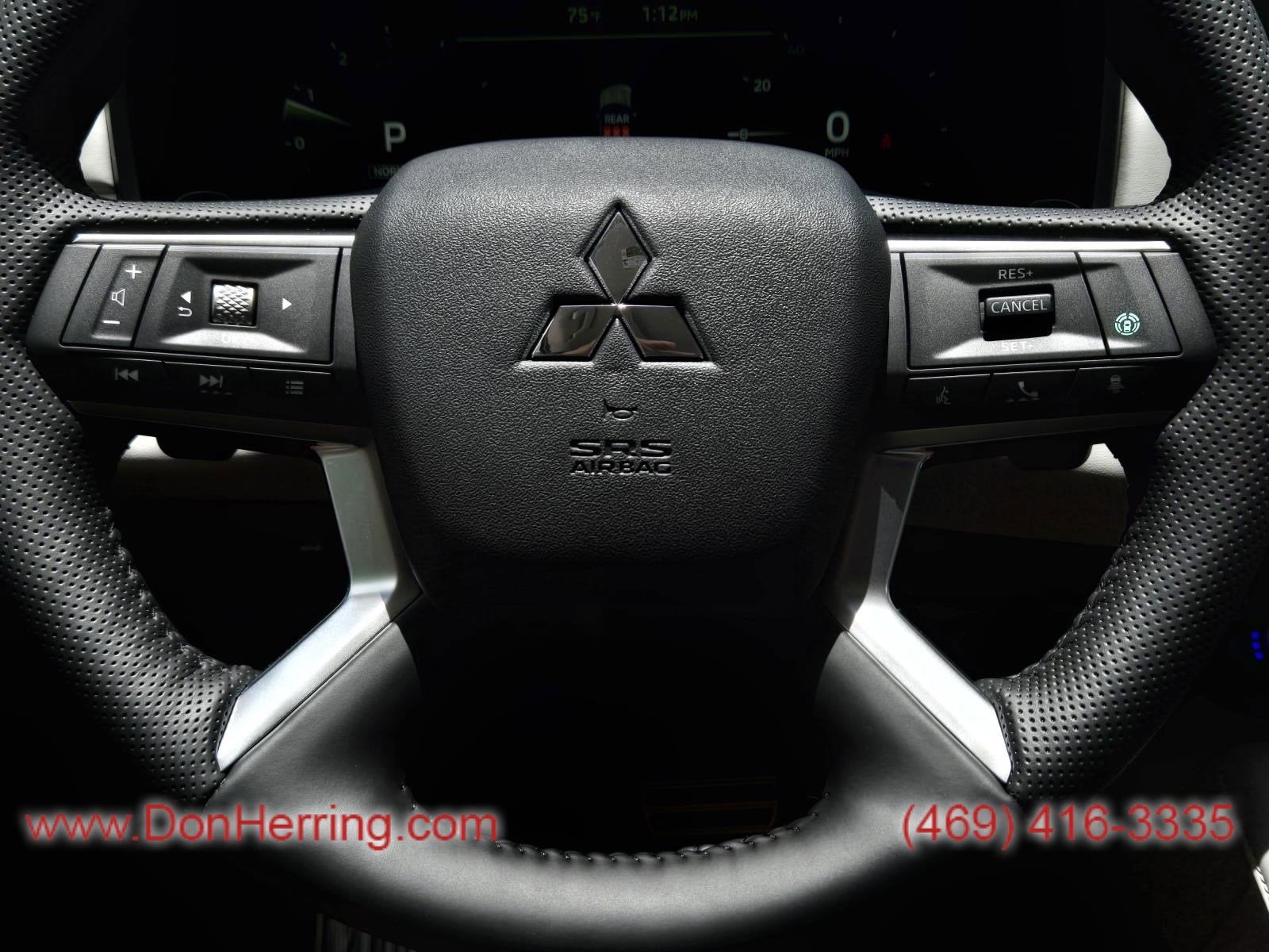 2025 Mitsubishi Outlander PLAT EDIT AWC