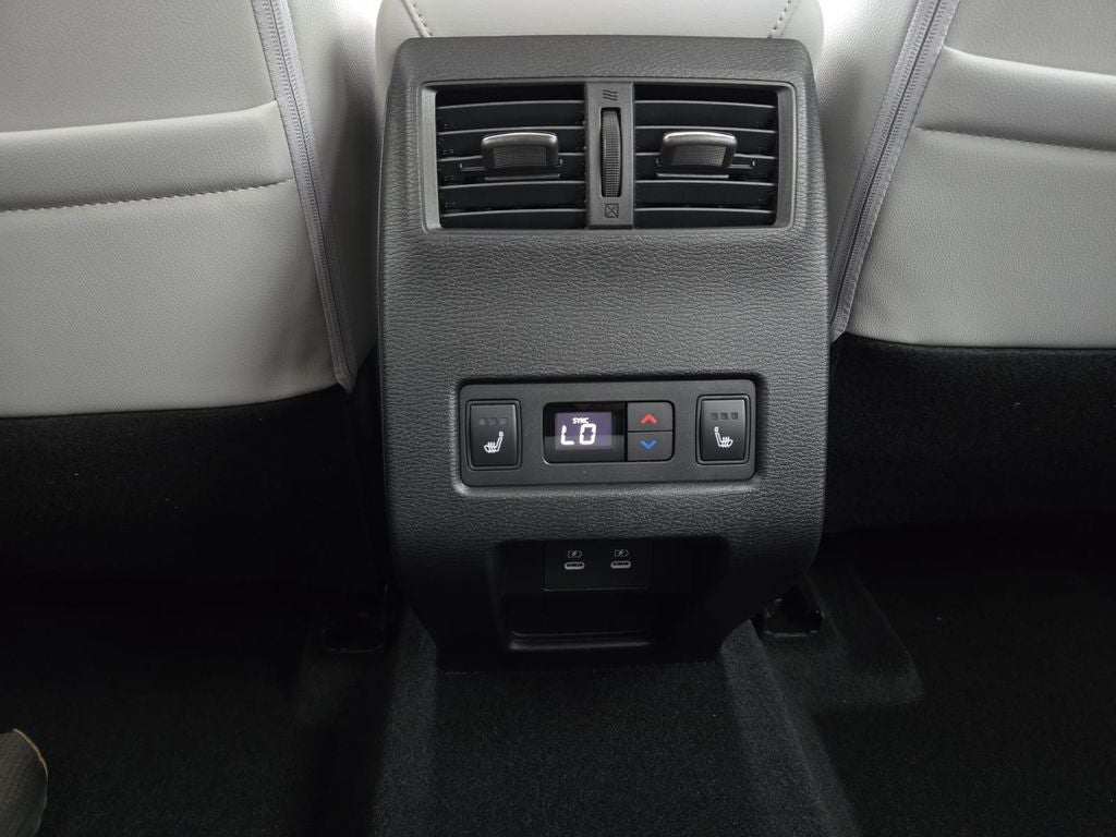 2026 Mitsubishi Outlander SEL