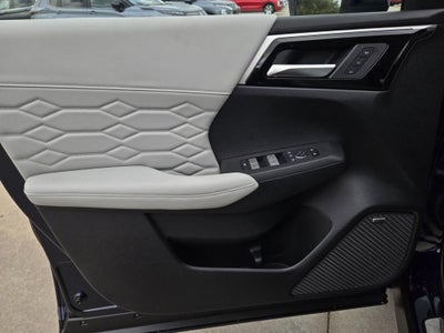 2026 Mitsubishi Outlander SEL