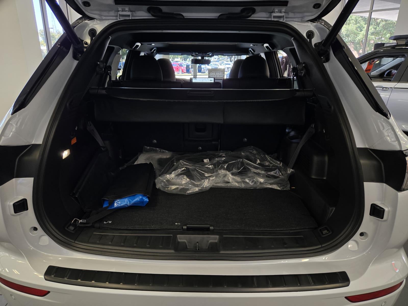 2026 Mitsubishi Outlander PHEV Black Edition