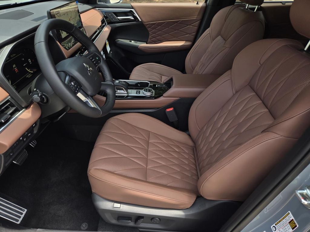 2026 Mitsubishi Outlander PHEV SEL
