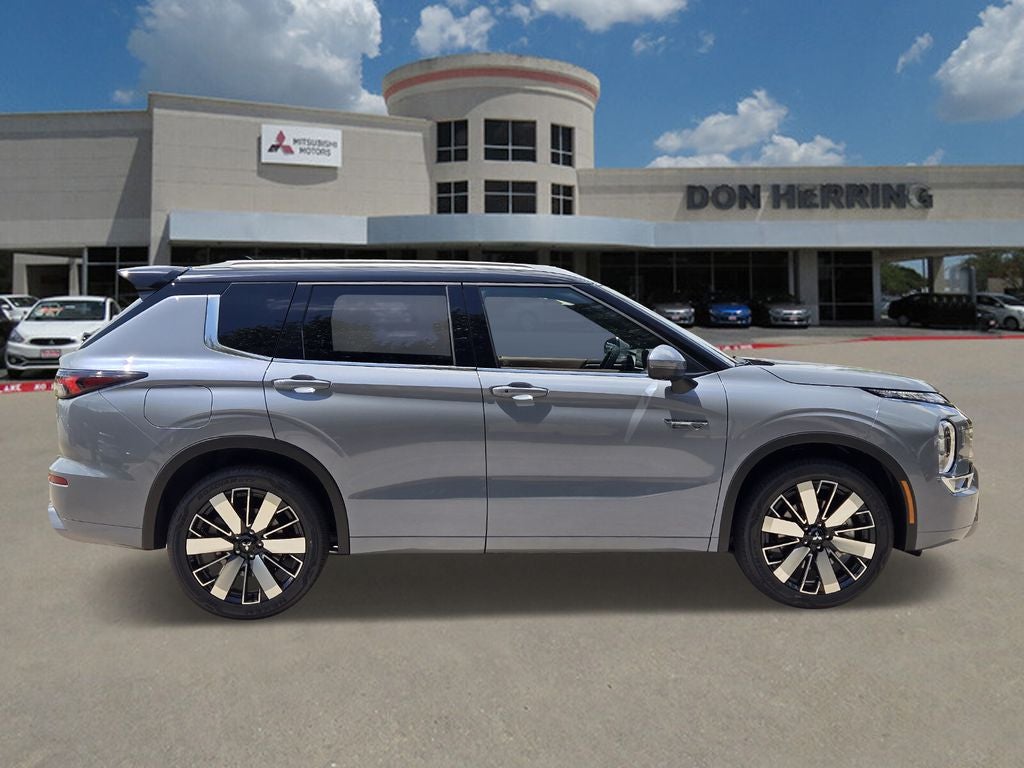 2026 Mitsubishi Outlander PHEV SEL