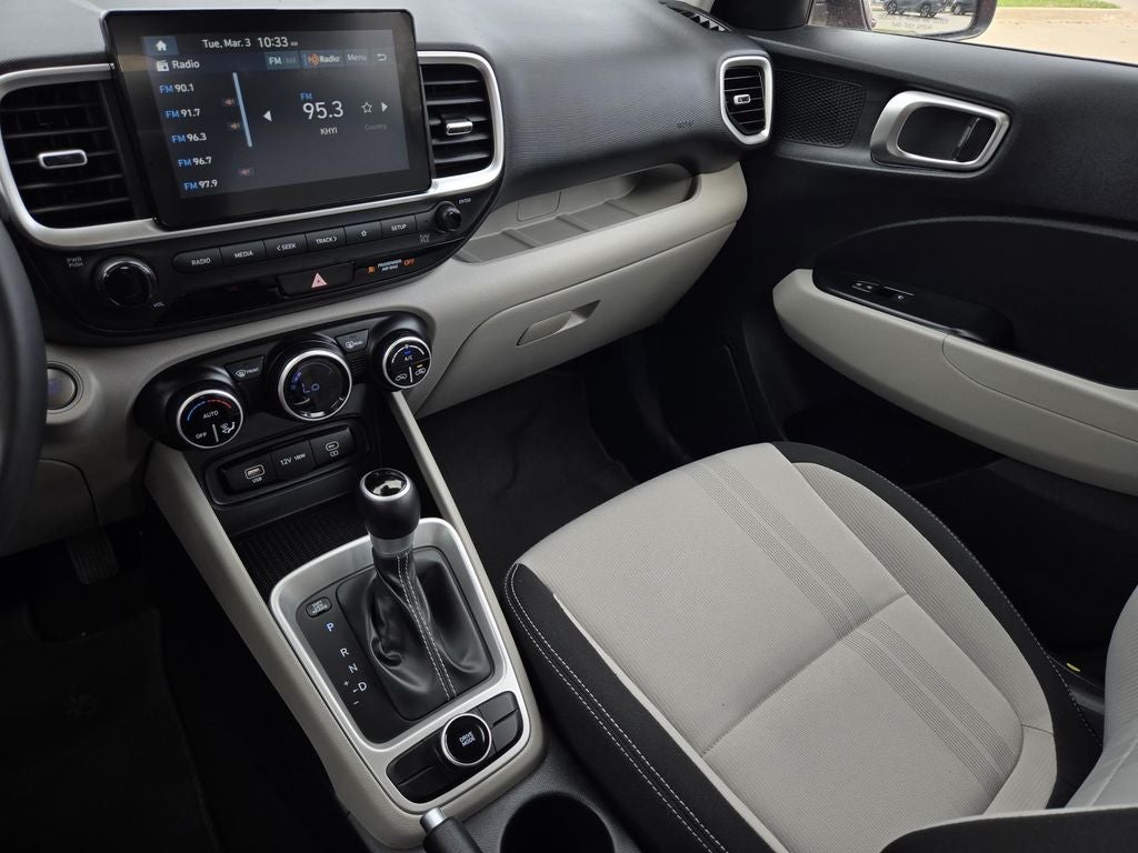 2025 Hyundai Venue SEL