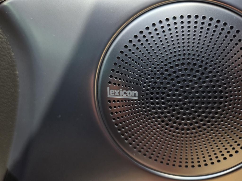 2022 Genesis G70 2.0T