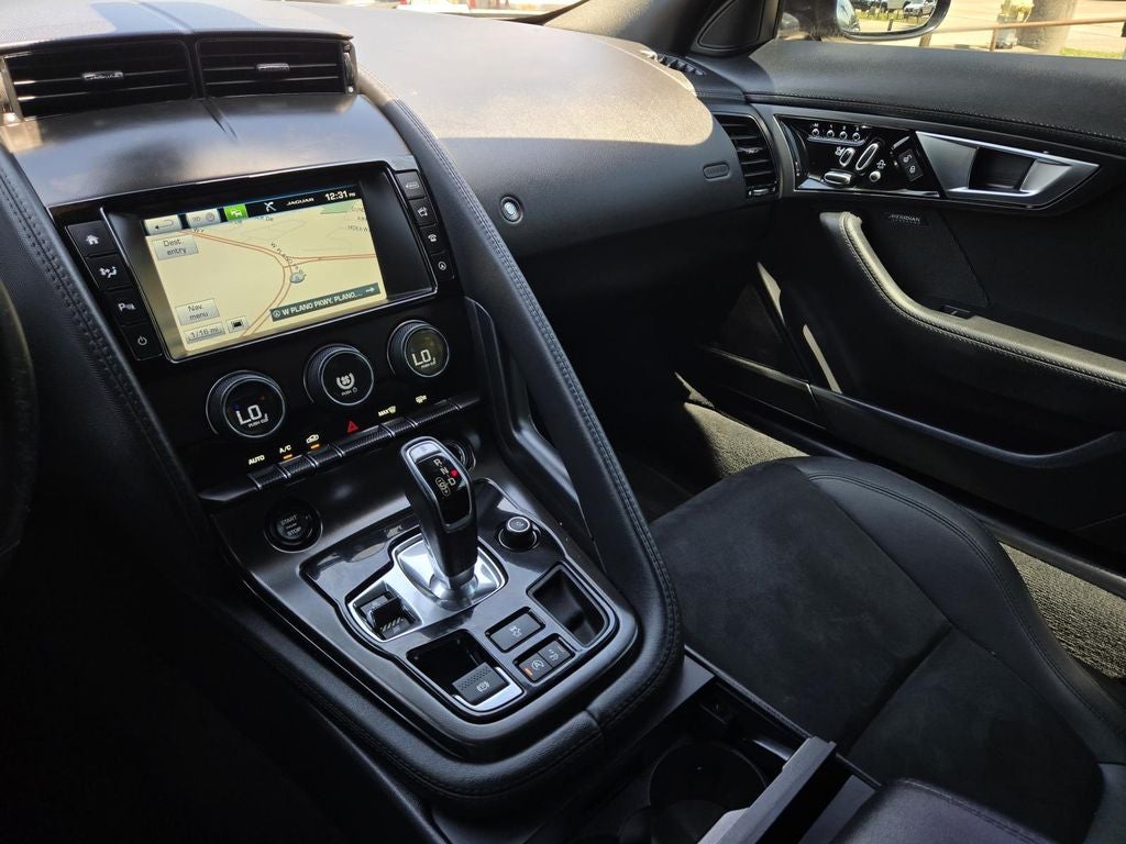 2017 Jaguar F-Type Premium