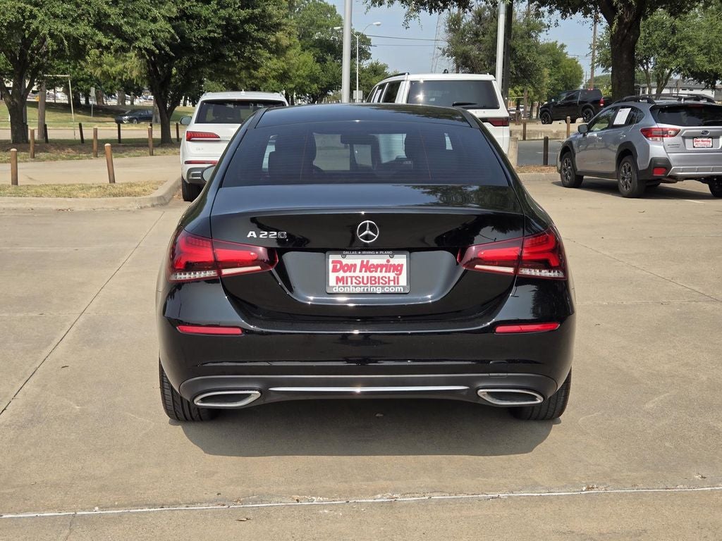 2022 Mercedes-Benz A-Class A220