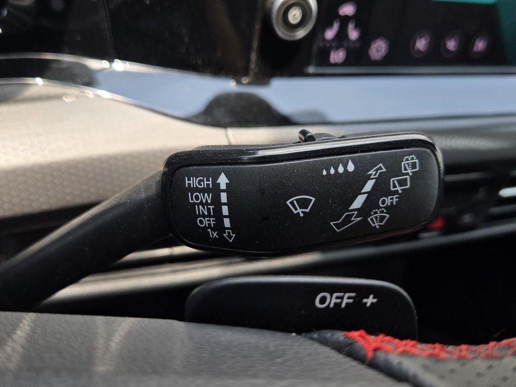 2024 Volkswagen Golf GTI S