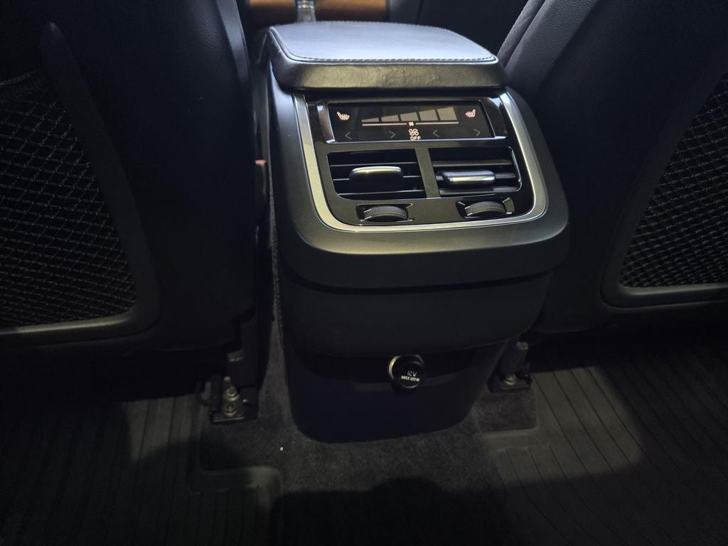 2017 Volvo XC90 Inscription