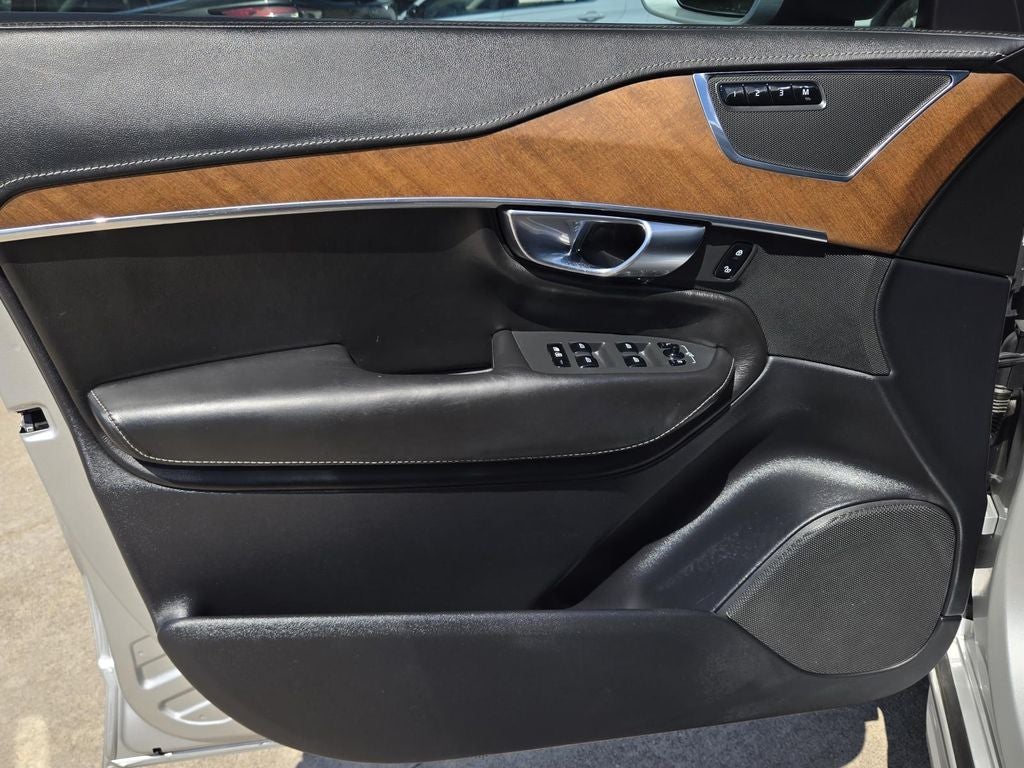 2017 Volvo XC90 Inscription