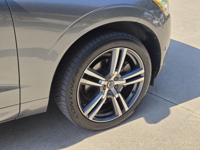 2018 Volvo XC60 Momentum