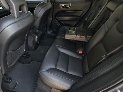 2018 Volvo XC60 Momentum