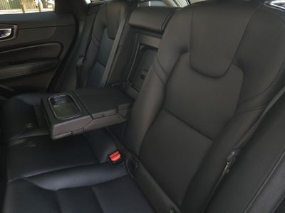 2018 Volvo XC60 Momentum