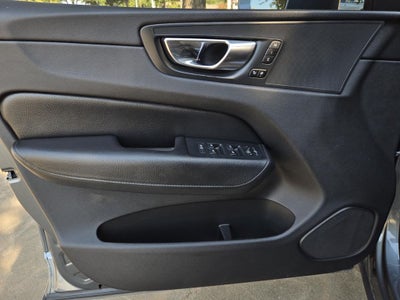 2018 Volvo XC60 Momentum