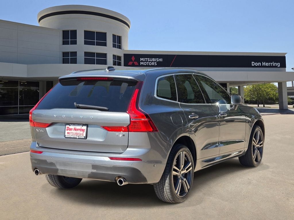 2018 Volvo XC60 Momentum